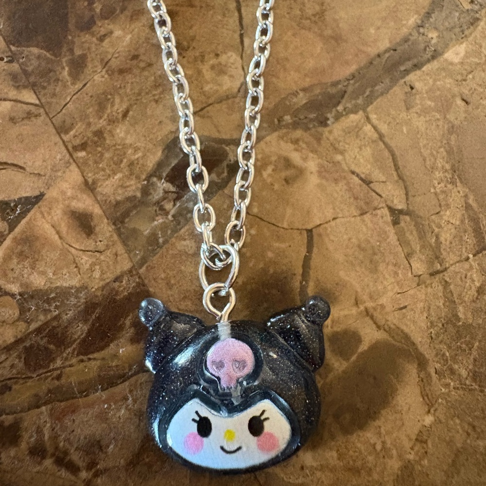 Hello Kitty NWT Black and Silver Cat Pendant Necklace